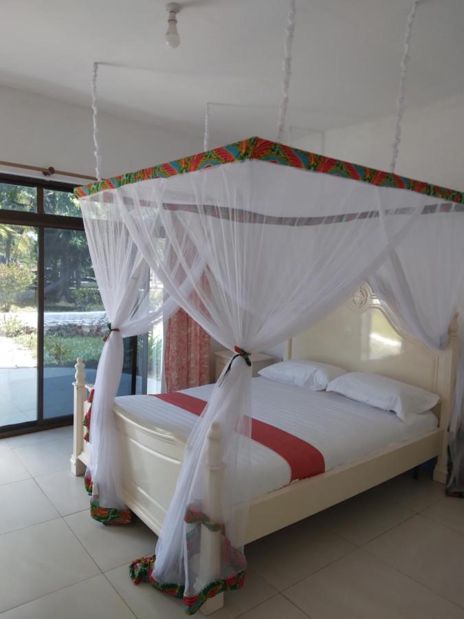Coconut Tree Village Beach Resort Uroa Dış mekan fotoğraf