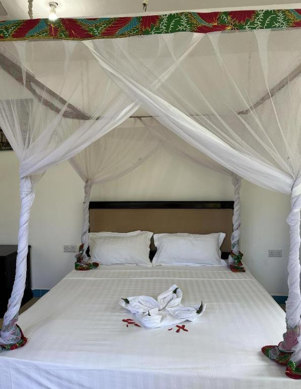 Coconut Tree Village Beach Resort Uroa Dış mekan fotoğraf