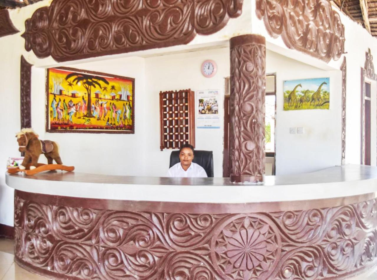 Coconut Tree Village Beach Resort Uroa Dış mekan fotoğraf