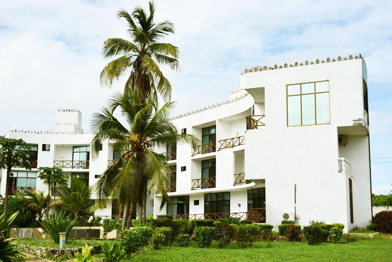 Coconut Tree Village Beach Resort Uroa Dış mekan fotoğraf